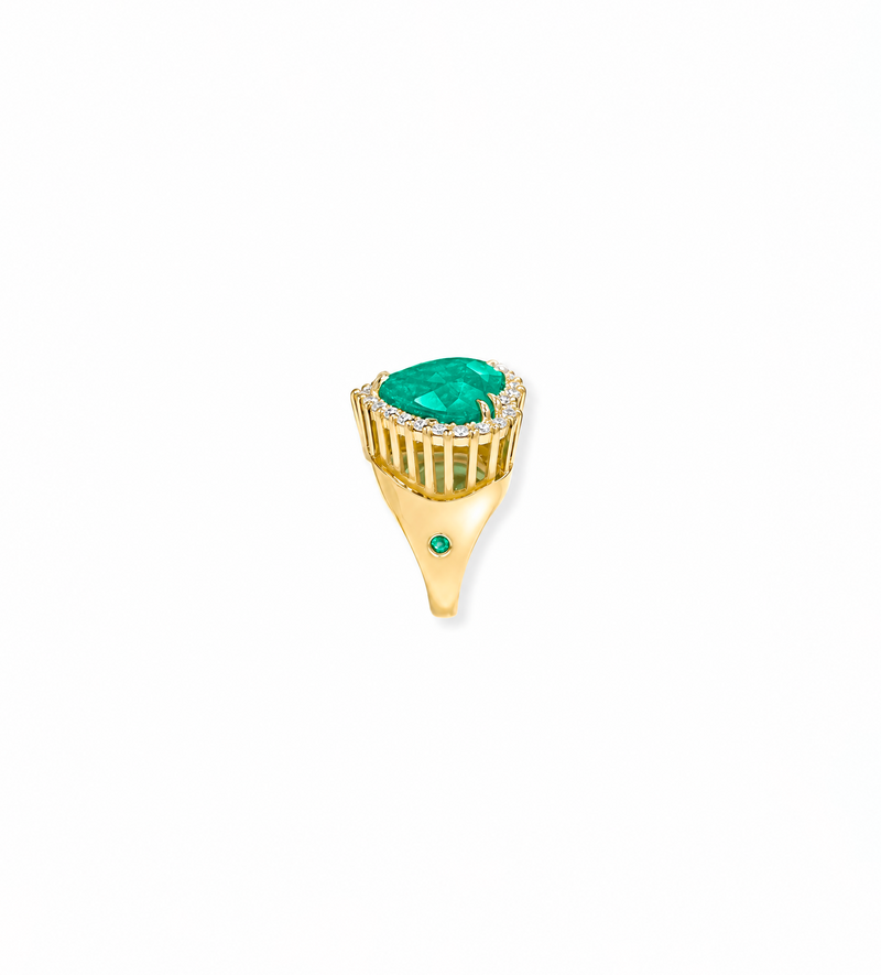 Aldebaran Crown Heart Emerald Ring