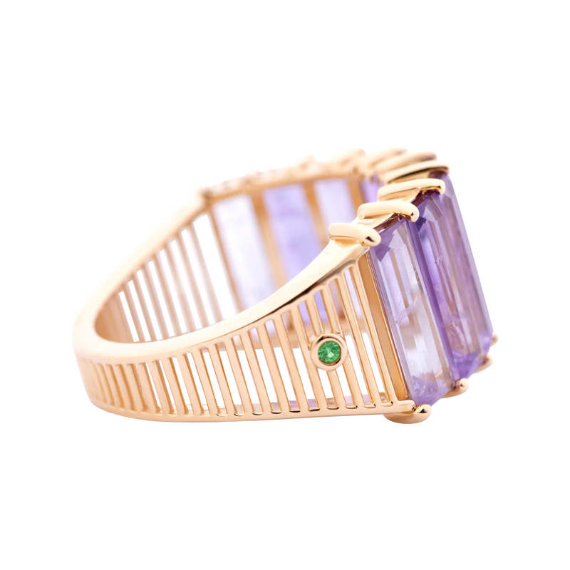 Iridia Amethyst Ring